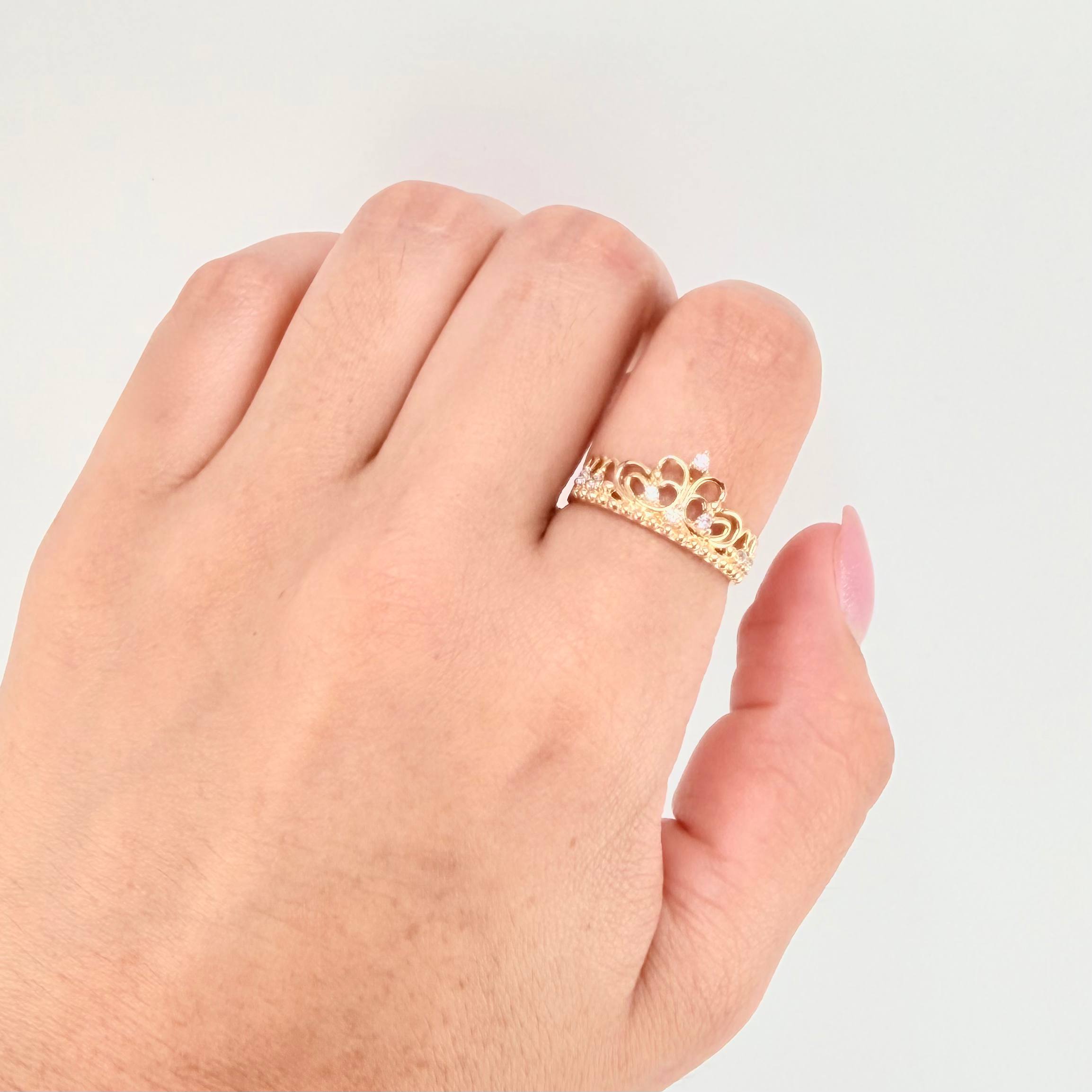 Crown Hearts Ring 15´S 2.4gr / T7 / Yellow Gold 18K