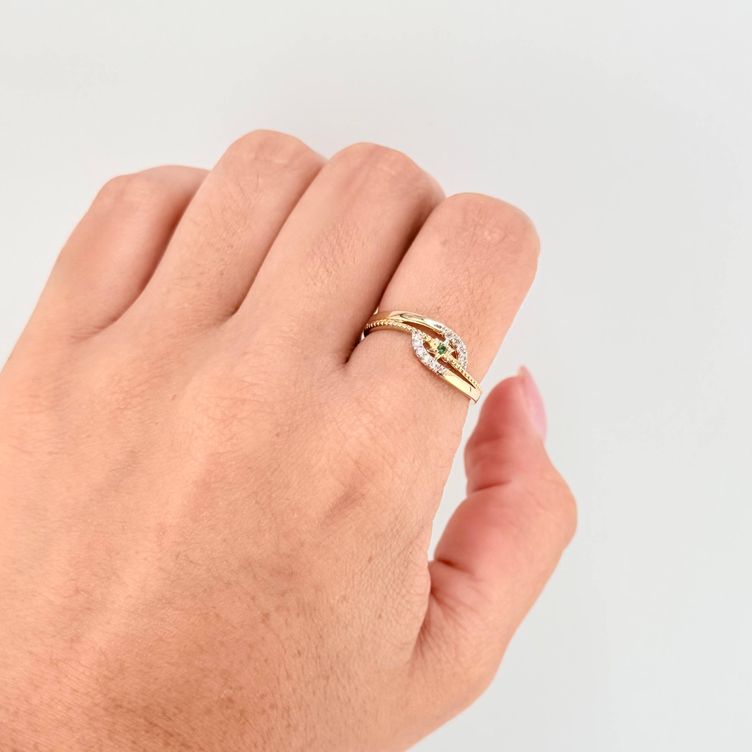 Anillo Lineas Flor 2.2gr / T7 3/4 / Oro Amarillo 18K