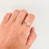 Anillo Solitario Flor Tupida 2.6gr / T7 1/4 / Oro Amarillo 18K