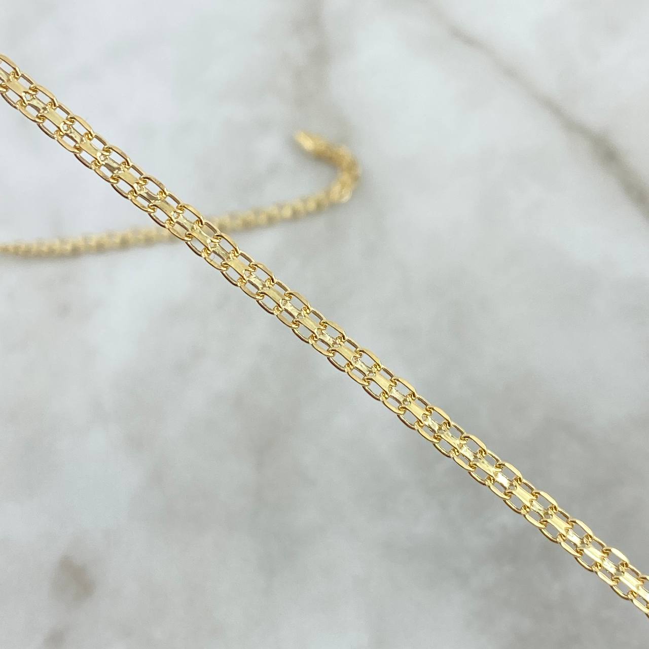 Cadena China 5.4gr / 60cm / 3mm Oro Amarillo +0 18K
