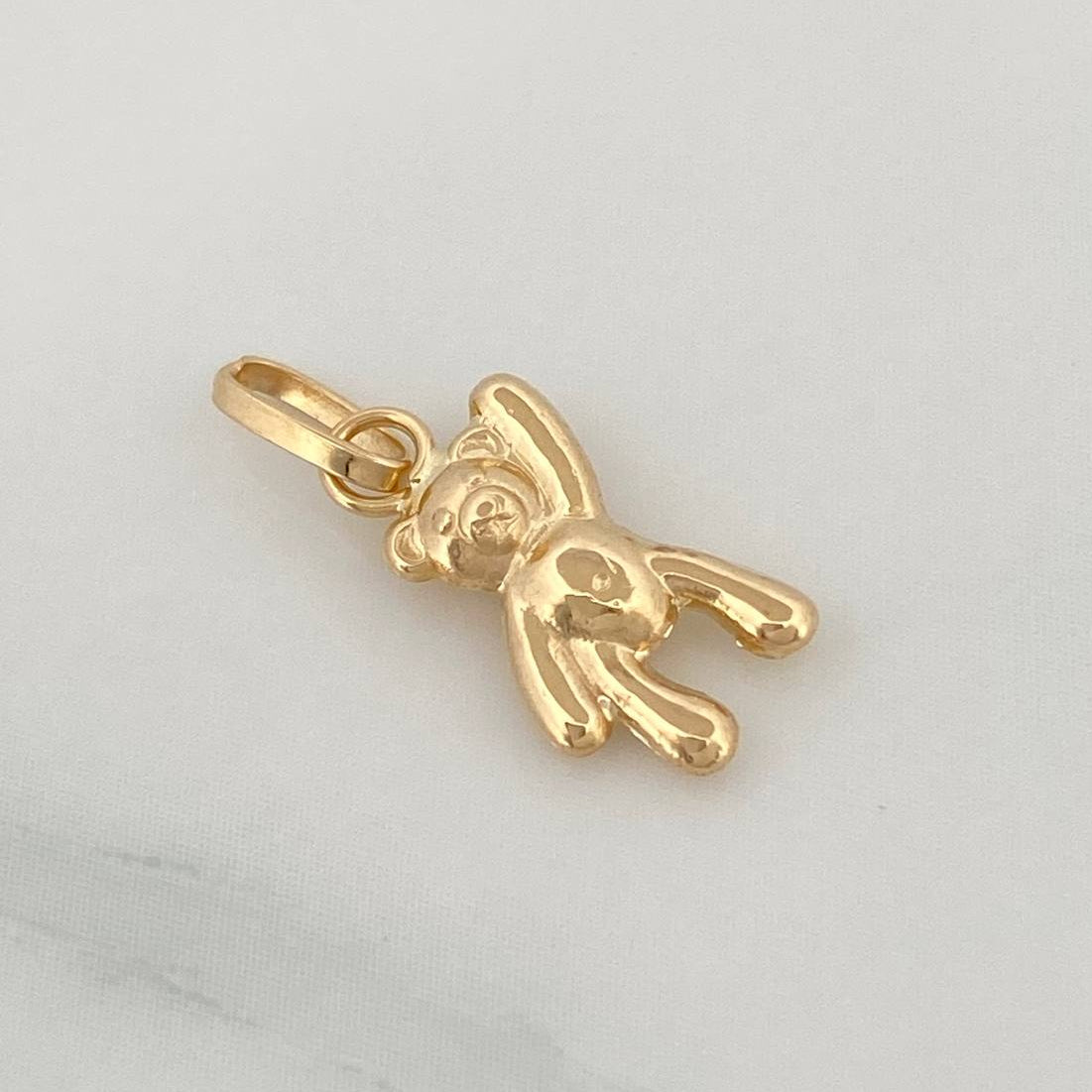 Dije Oso Mano Arriba 0.35gr / 3/4 in / Oro Amarillo 18K %