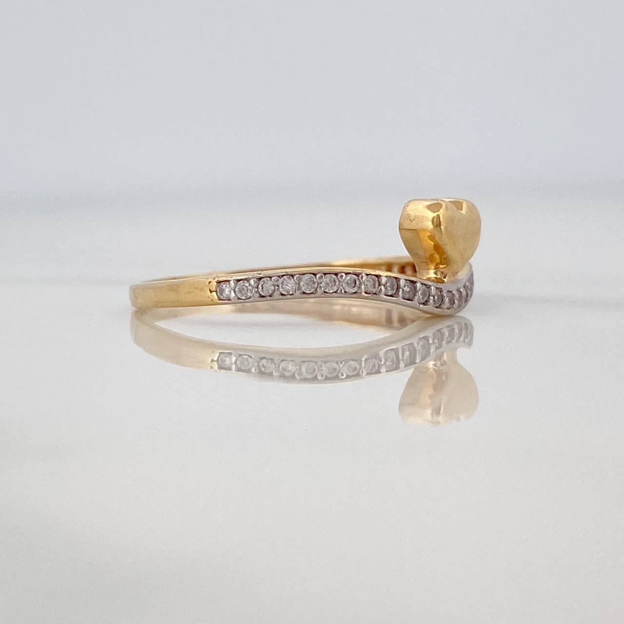 Anillo Corazon 1.85gr / T7 / Dos Oros Amarillo Blanco 18K $