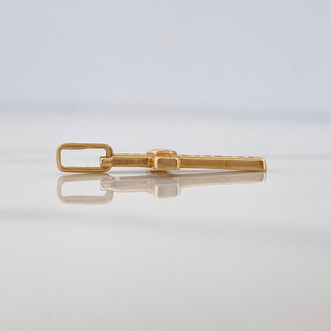 Dije Cruz 1.05gr / 3/4 in / Oro Amarillo 18K %