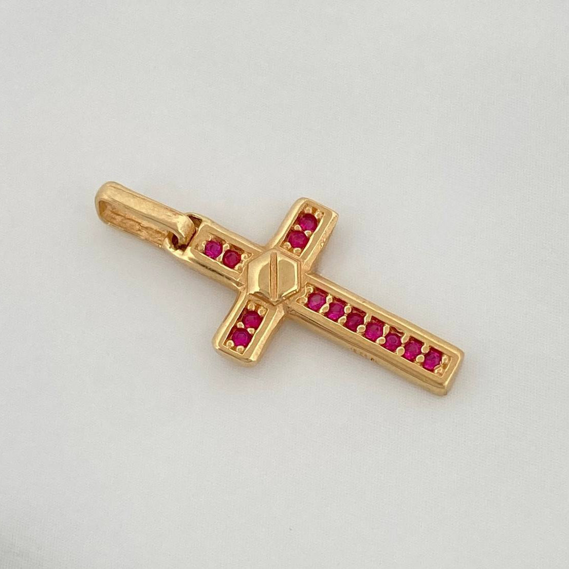 Dije Cruz 1.05gr / 3/4 in / Oro Amarillo 18K %