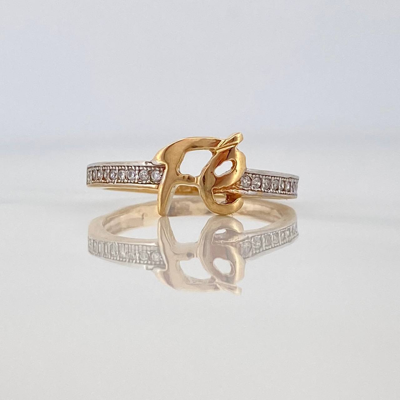 Anillo Fe 2.3gr / T6 1/2 / Dos Oros Amarillo Blanco 18K $