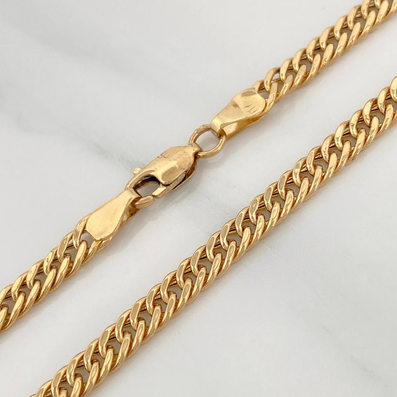 Cadena Cubana Reticulada 11.85gr / 23 3/4 in / 3.8mm Oro Amarillo +3 18K %