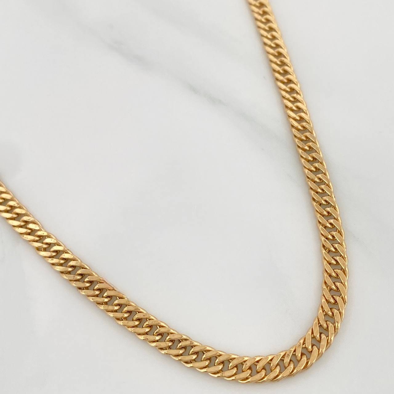 Cadena Cubana Reticulada 11.85gr / 23 3/4 in / 3.8mm Oro Amarillo +3 18K %