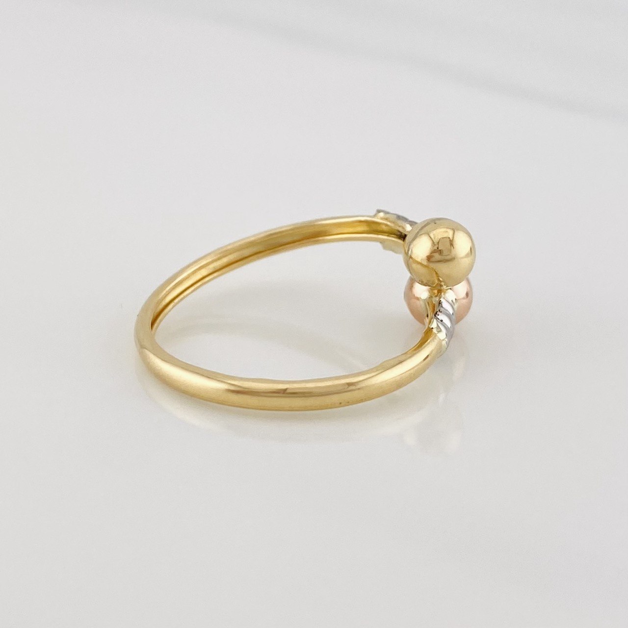 Anillo Tu y Yo 1.35g / T8 1/2 Tres Oros 18K