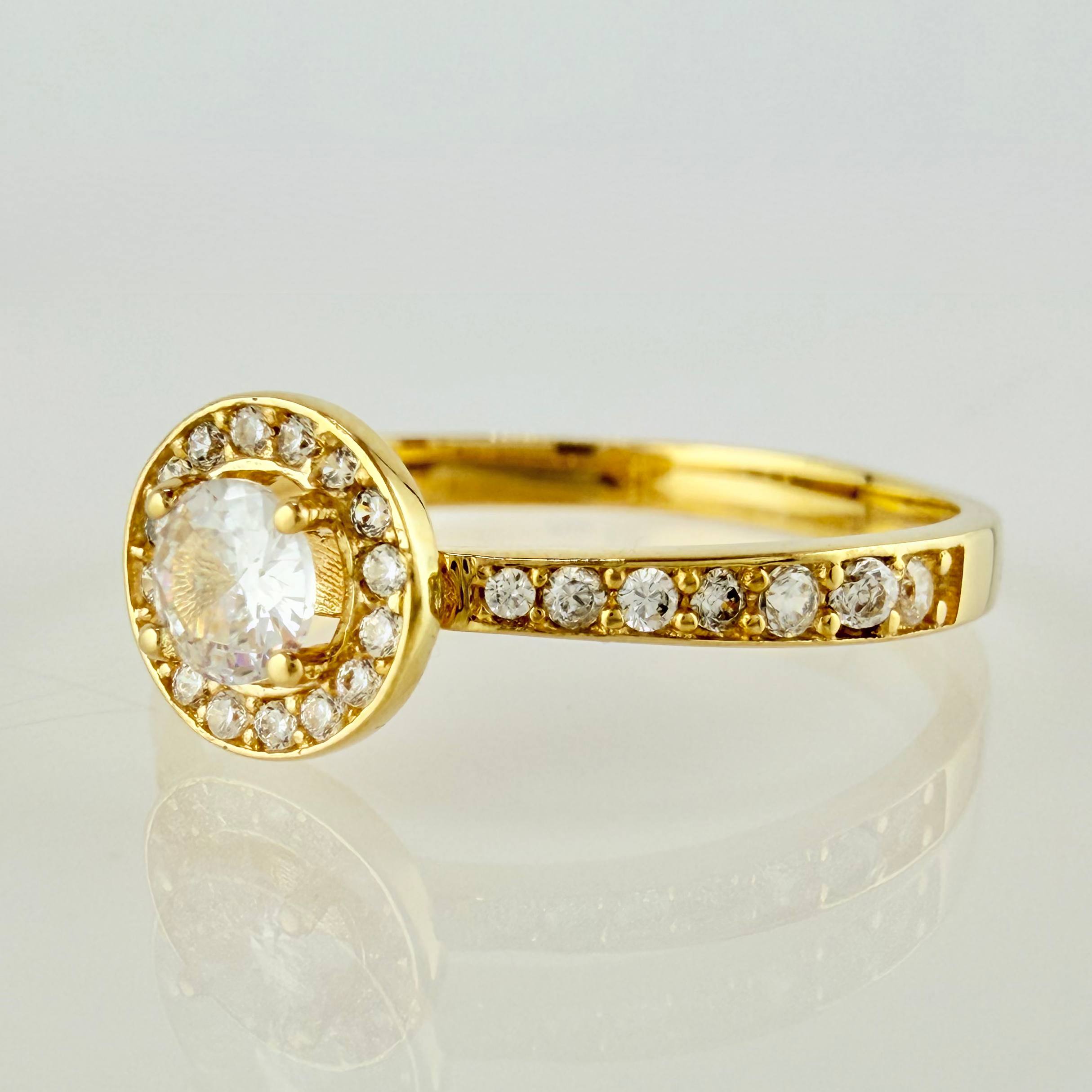 Anillo Halo 2.35gr / T8 1/4 / Oro Amarillo 18K