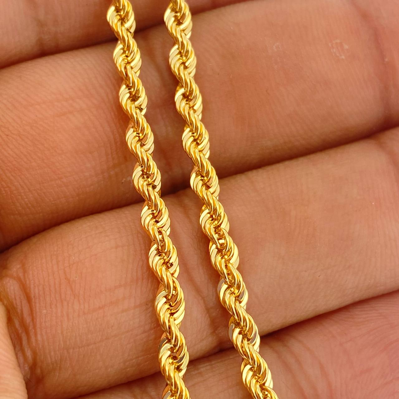 Cadena Lazo 7.35gr / 23 3/4 in / 3.04mm Oro Amarillo +3 18K %