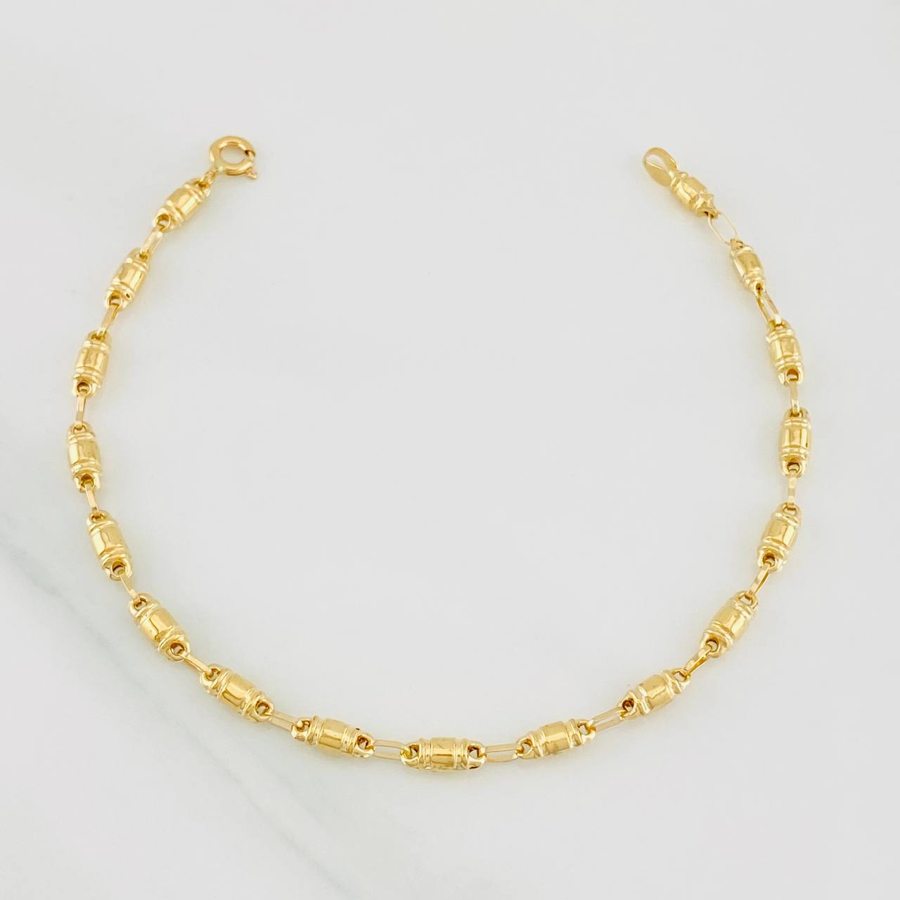 Bracelet Rustic Barrel 2.4g / 7 1/2 in / 3.05mm Yellow Gold 18K