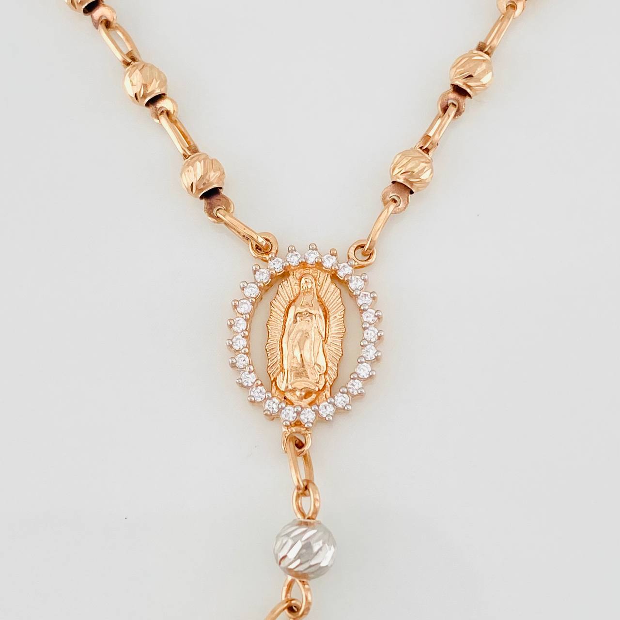 Rosario Virgen de Guadalupe 11.75g / 22 in / 3mm Dos Oros Blanco Rosa 18K