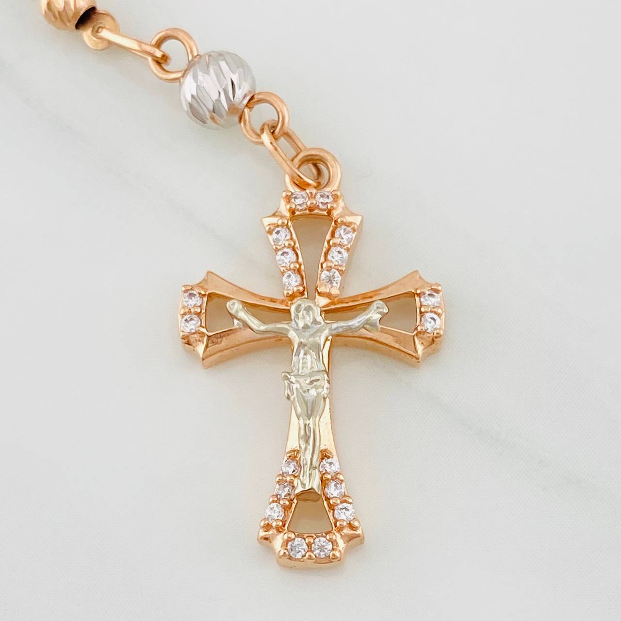 Rosario Virgen de Guadalupe 11.75g / 22 in / 3mm Dos Oros Blanco Rosa 18K