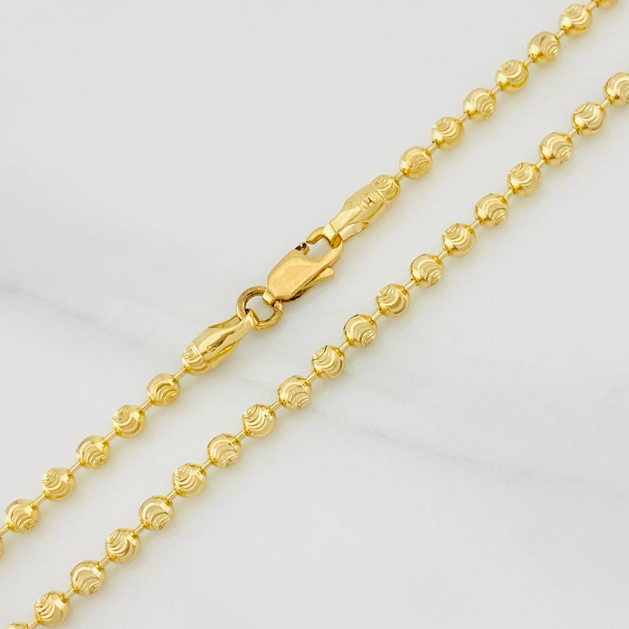 Half Moon Military Chain 9.95g / 18 in / 2.4mm Yellow Gold 18K