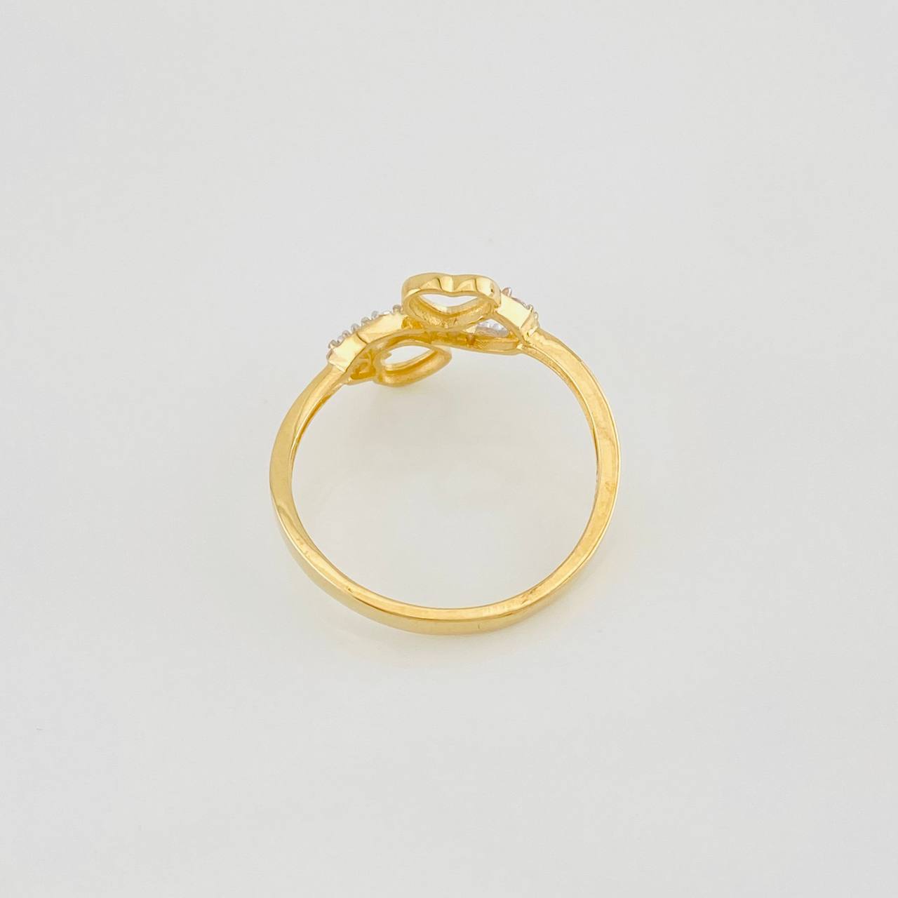 Anillo Corazones 2.2g / T7 3/4 Dos Oros Amarillo Blanco 18K