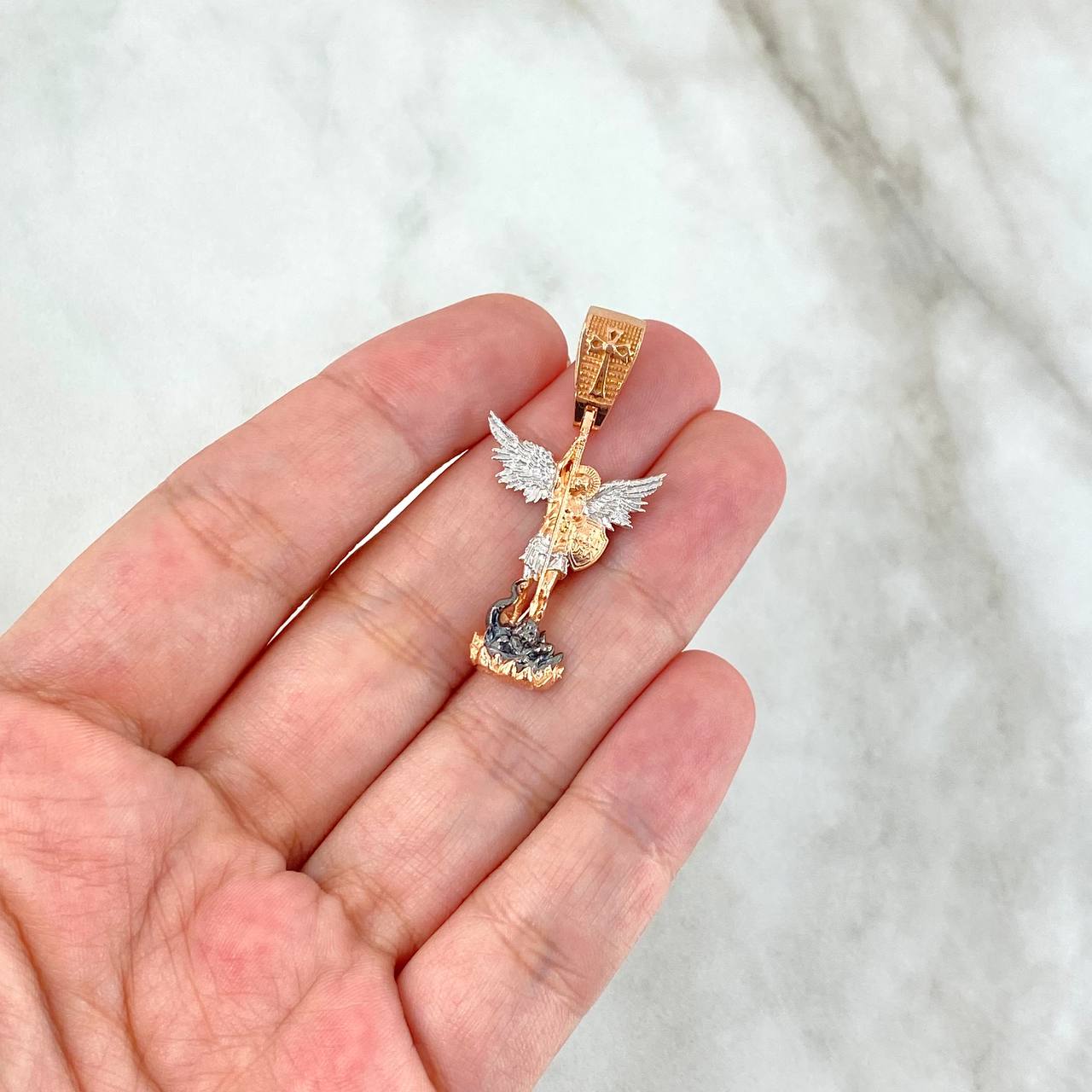 Pendant San Miguel Arcangel 4.95gr / 3.8cm / Two-tone White and Rose Gold