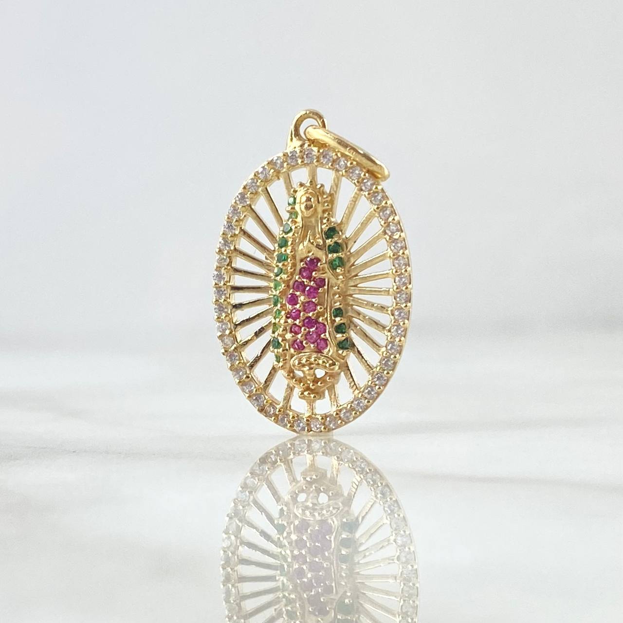 Dije Virgen Guadalupe Ovalo Filigrana 2.4gr / 2.6cm / Circones Blancos Verdes Fucsias Oro Amarillo 18K ©