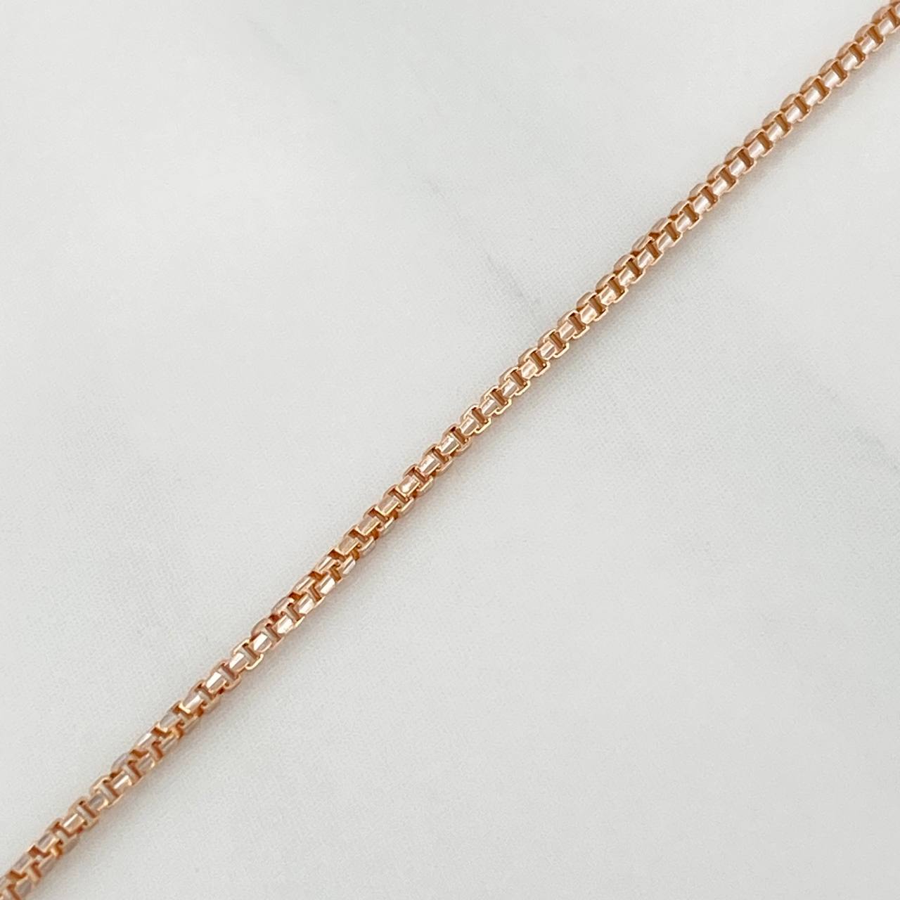 Cadena Veneciana 2.4gr / 18 in / 1.1mm Oro Rosa +3 18K $