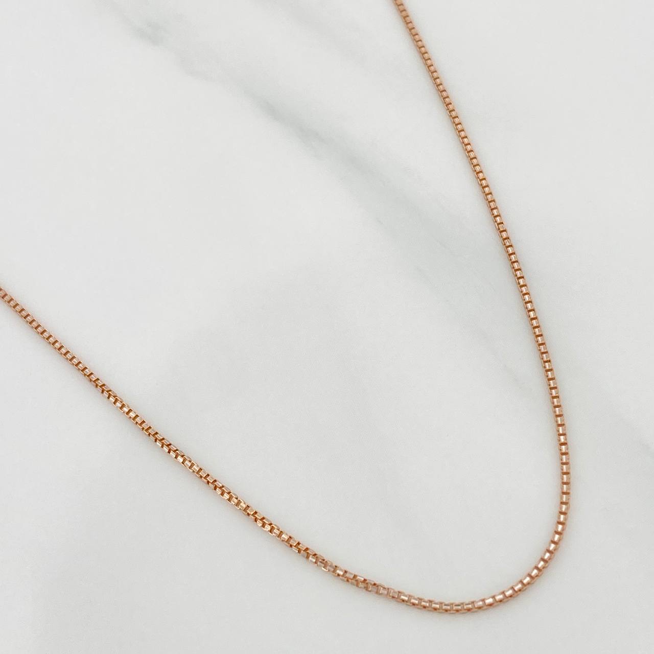 Cadena Veneciana 2.4gr / 18 in / 1.1mm Oro Rosa +3 18K $