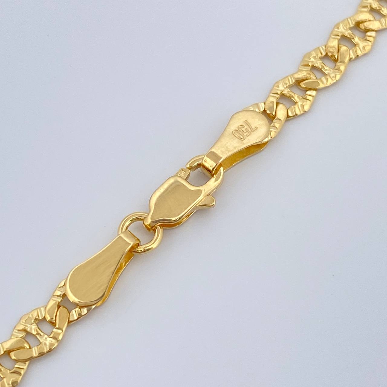 Cadena Escalera Plana 6.9gr / 23 3/4 in / 3.15mm Oro Amarillo +3 18K &