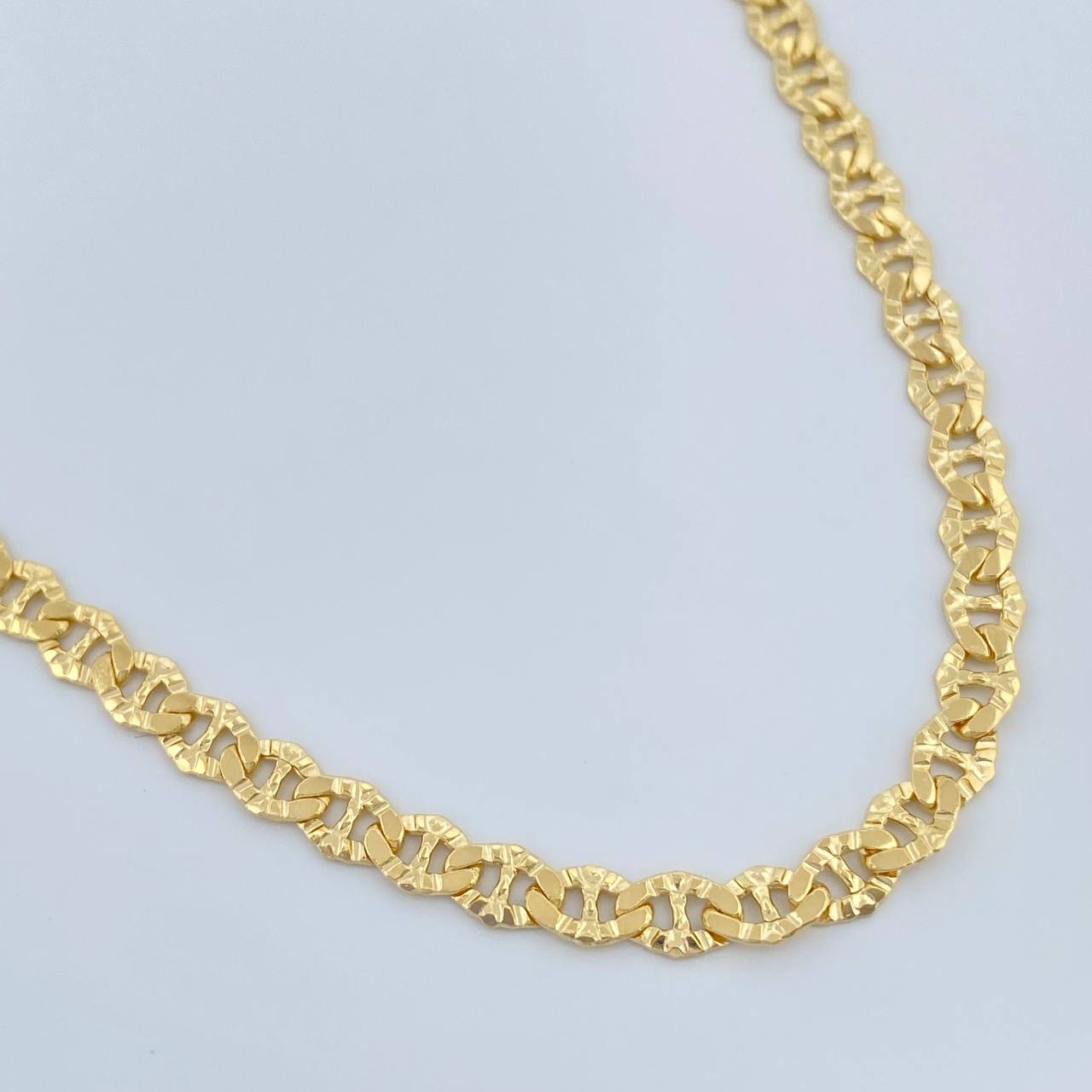 Cadena Escalera Plana 6.9gr / 23 3/4 in / 3.15mm Oro Amarillo +3 18K &