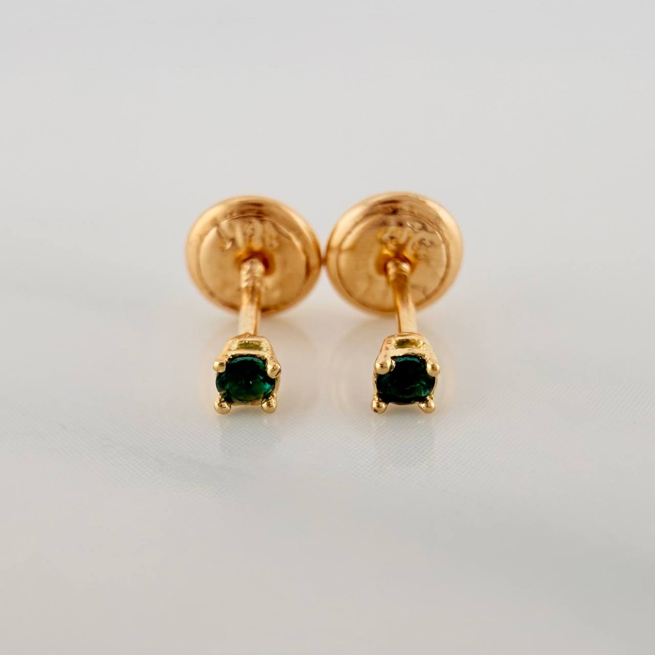 Topos Chispa 0.5gr / 1mm Oro Amarillo 18K &