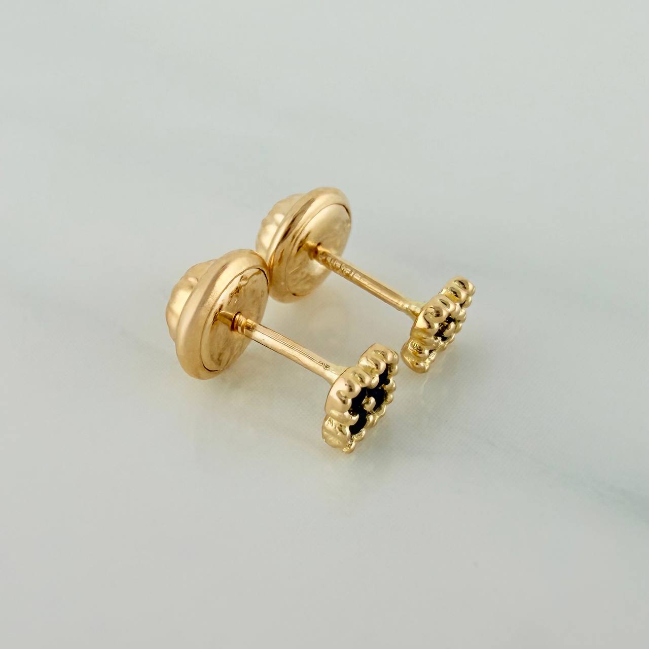 Topos Trebol Flor 0.6gr / 3mm Oro Amarillo 18K &