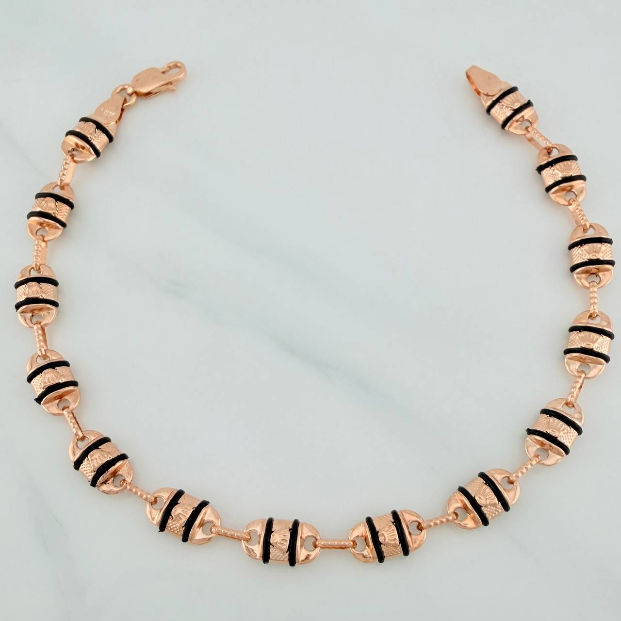 Pulso Rustico Corona 5.6gr / 8 in / 5.69mm Oro Rosa 18K $