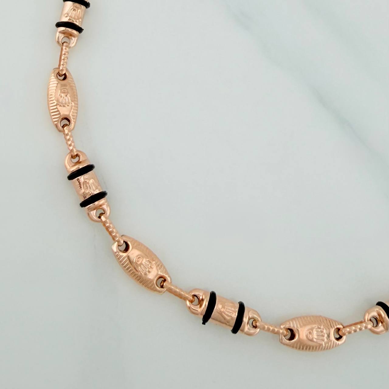 Pulso Rustico Corona 5.2gr / 8 1/4 in / 4.75mm Oro Rosa 18K $