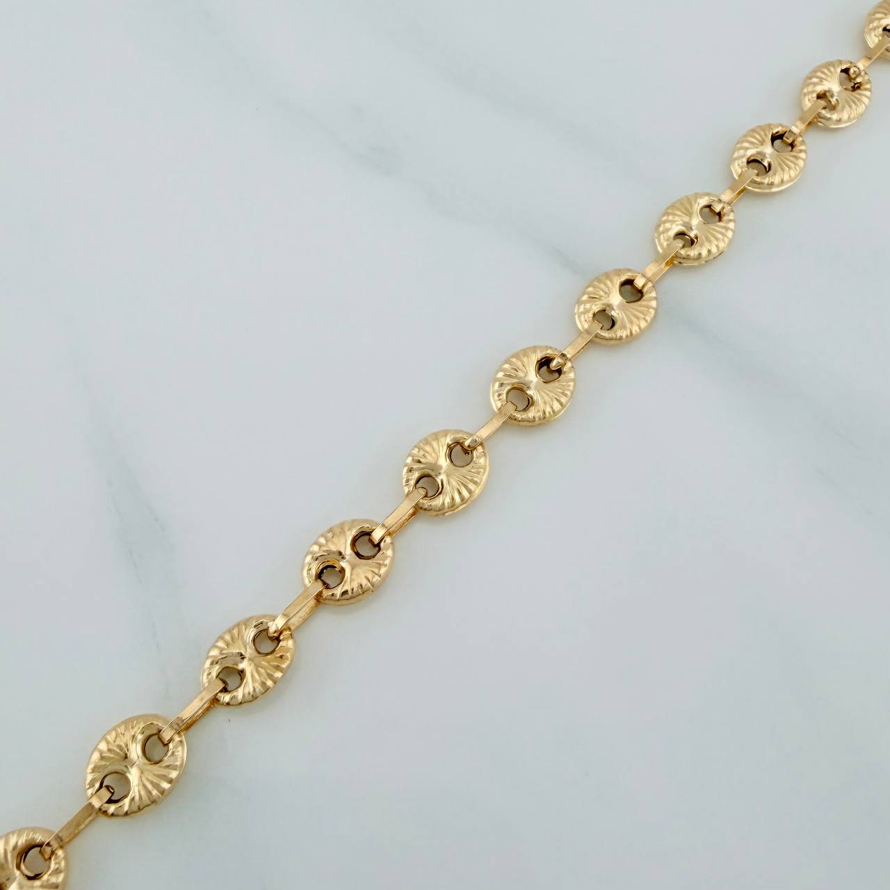 Pulso GC 4.7gr / 8 1/4 in / 5.88mm Oro Amarillo 18K $