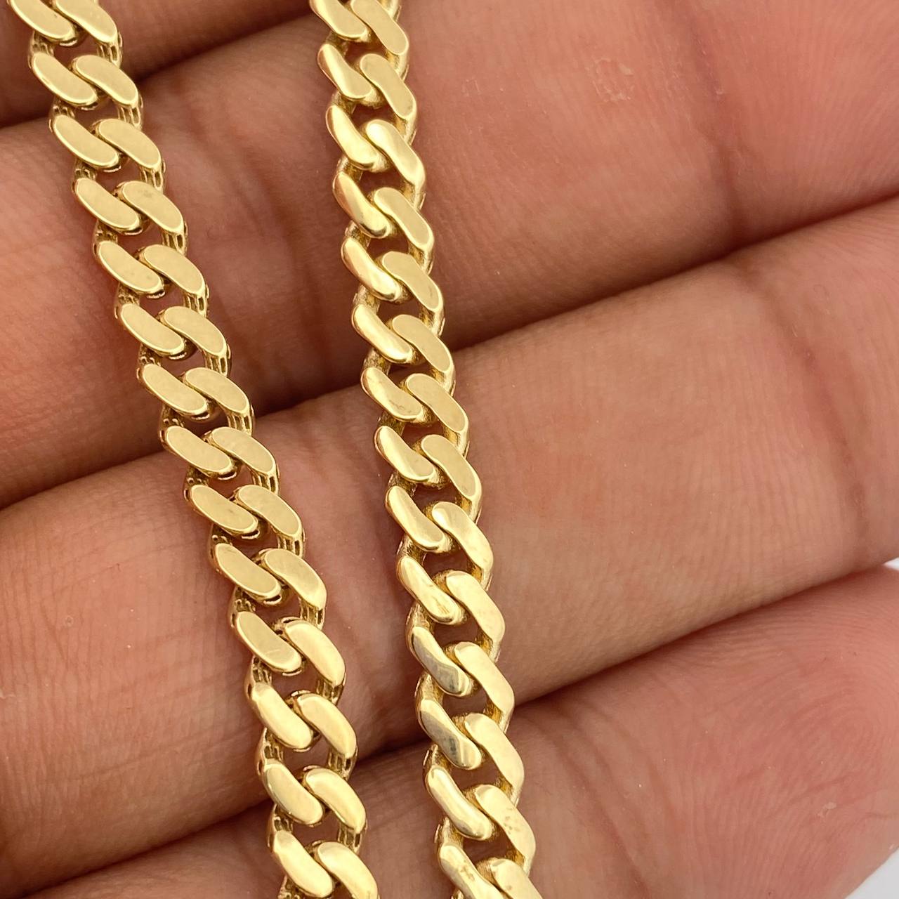 Cadena Cubana Monaco 18.4gr / 24 1/4 in / 4.77mm Oro Amarillo +4 18K %