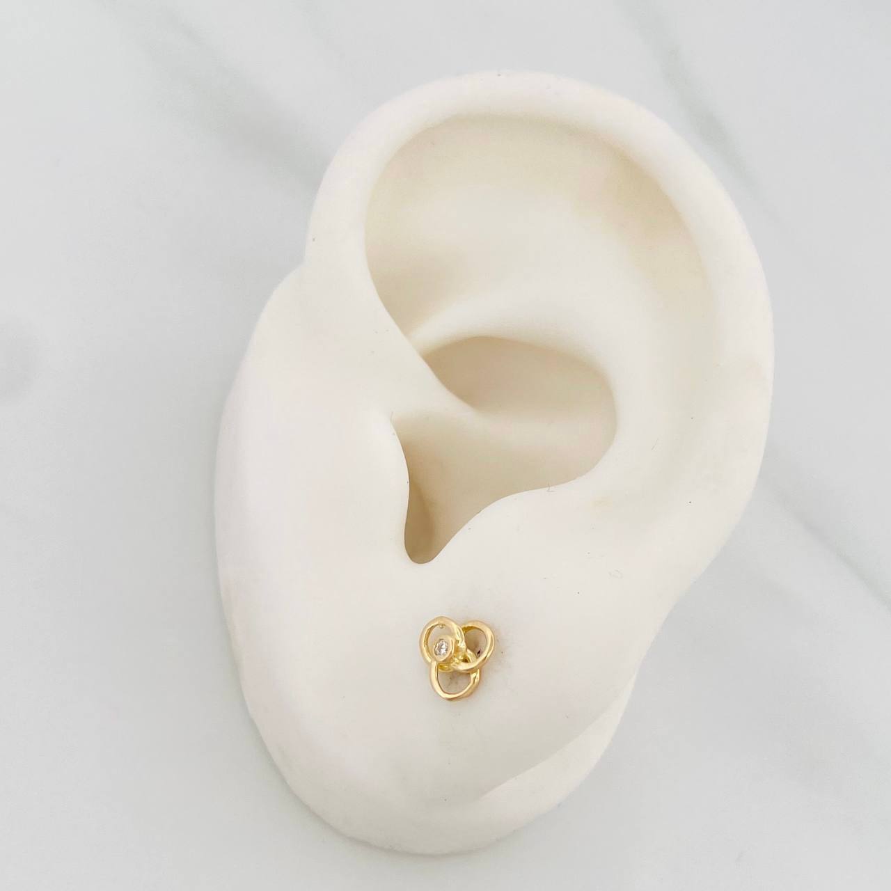 Topos Flor Espiral 0.75 g / in / 5.7 mm Oro Amarillo 18K