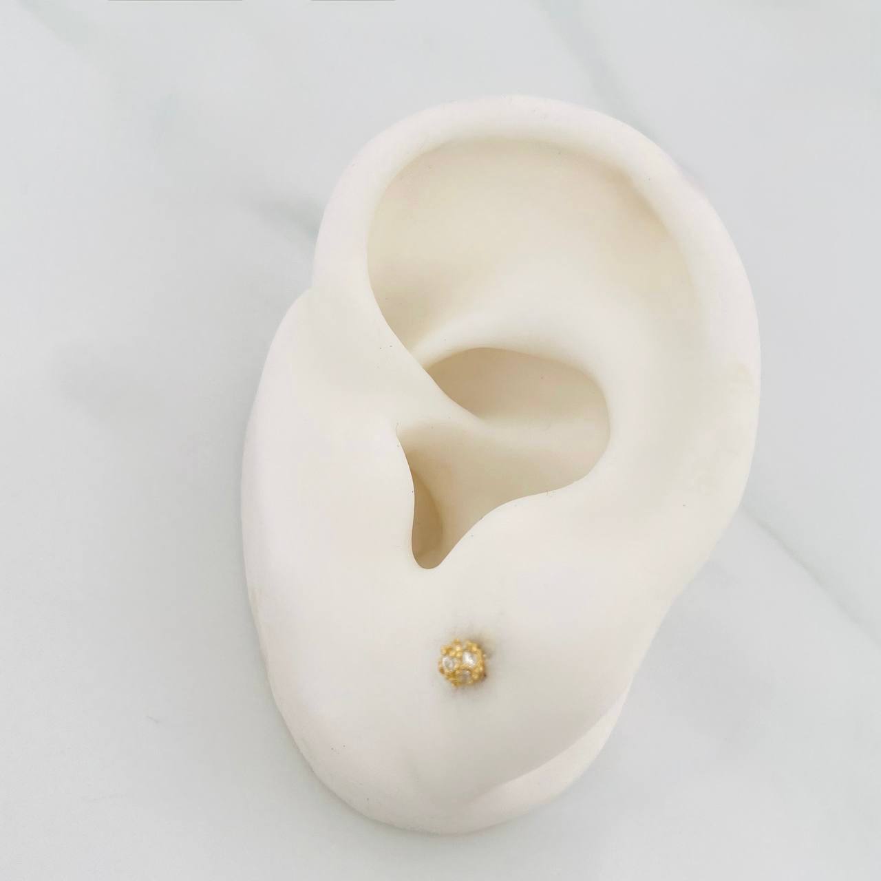 Stud Earrings Bead Golden 0.8 g / in / 3.4 mm Yellow Gold 18K