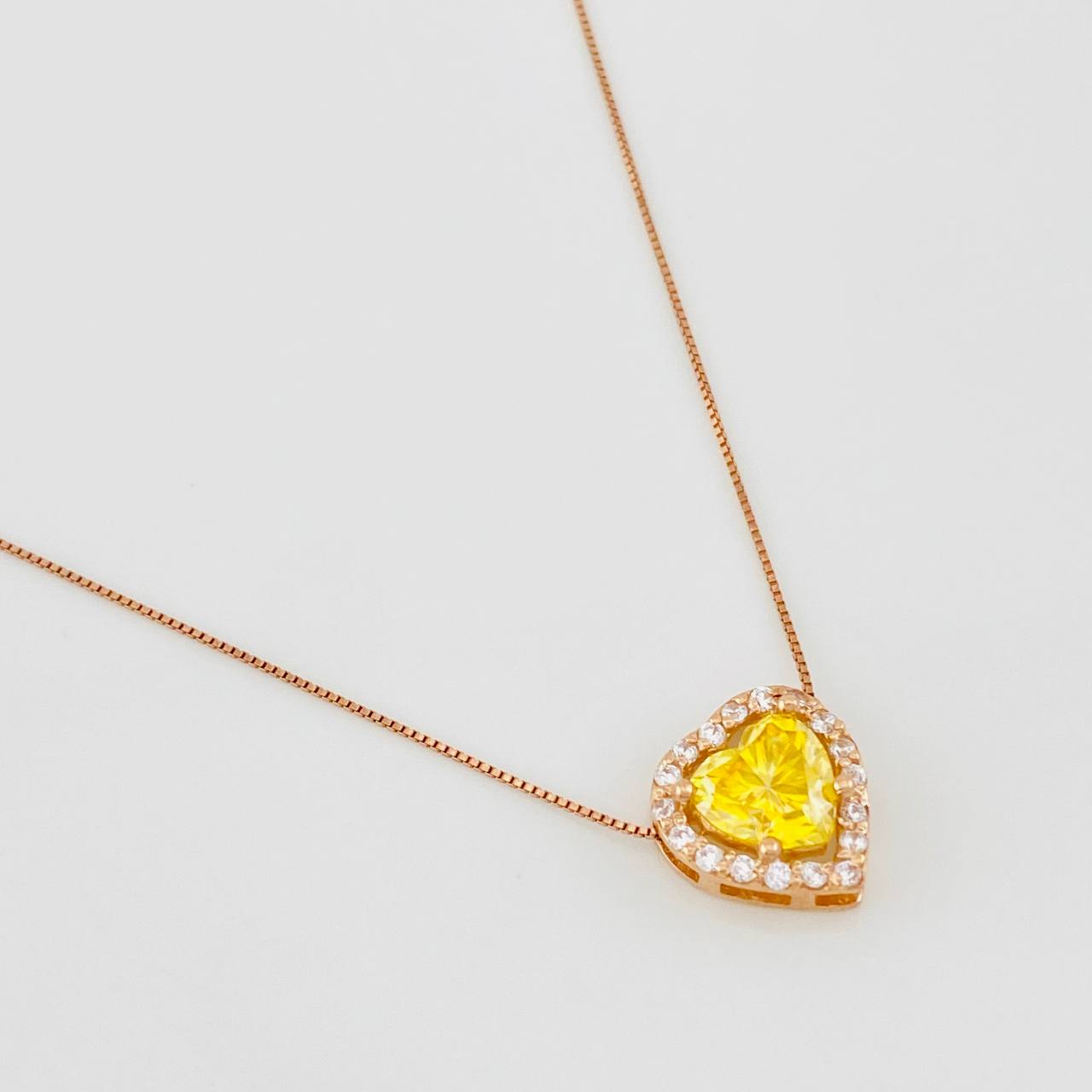 Cadena Veneciana Corazon Moisanita 1.68 qts 2.15g / 18 in / 0.6mm Oro Rosa 18K