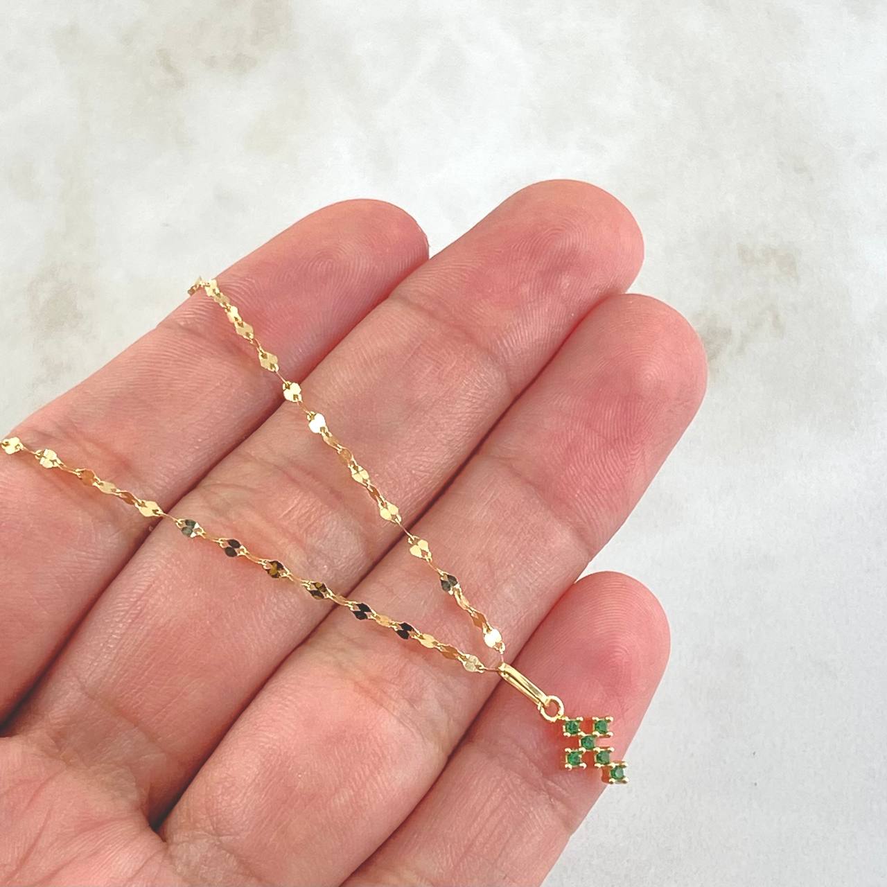Flower Mirror Chain Set 0.95gr / 19.7in + Pendant Dense Cross 0.4gr / 1.35gr / Green Zircons 18K Gold (Offer)