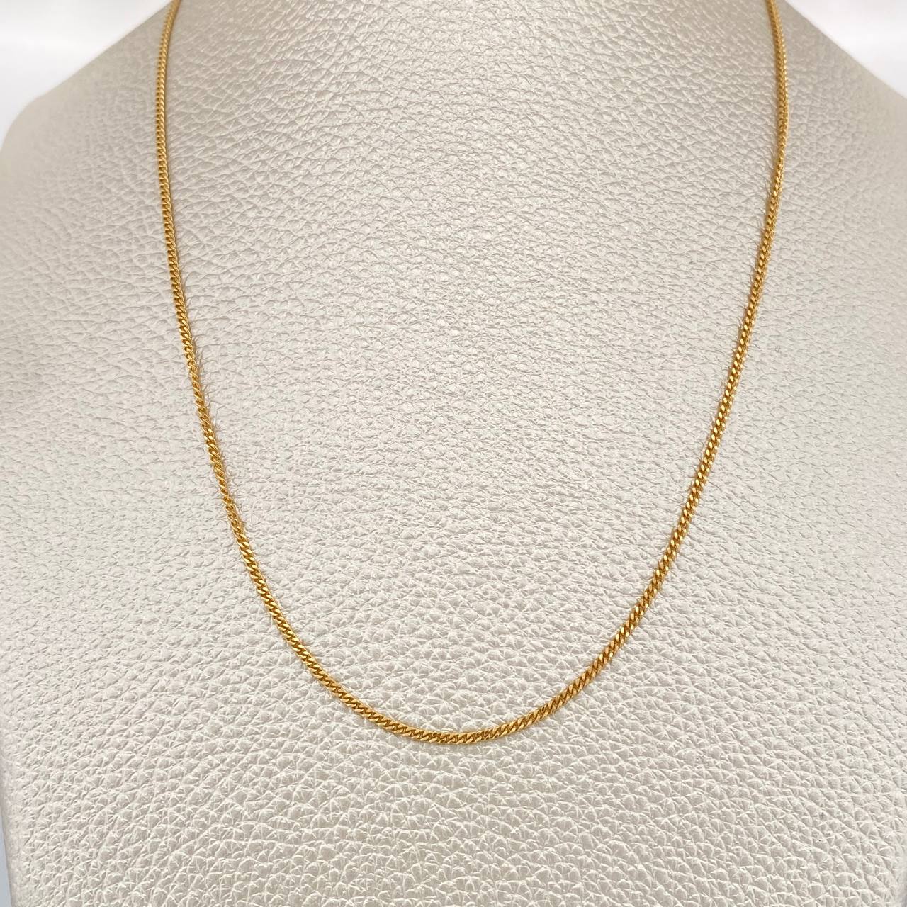 Cadena Cubana 3.3gr / 16 1/4 in / 1.4mm Oro Amarillo +1 18K $