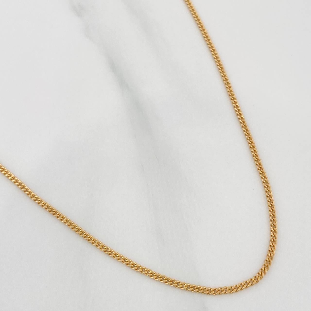 Cadena Cubana 3.3gr / 16 1/4 in / 1.4mm Oro Amarillo +1 18K $