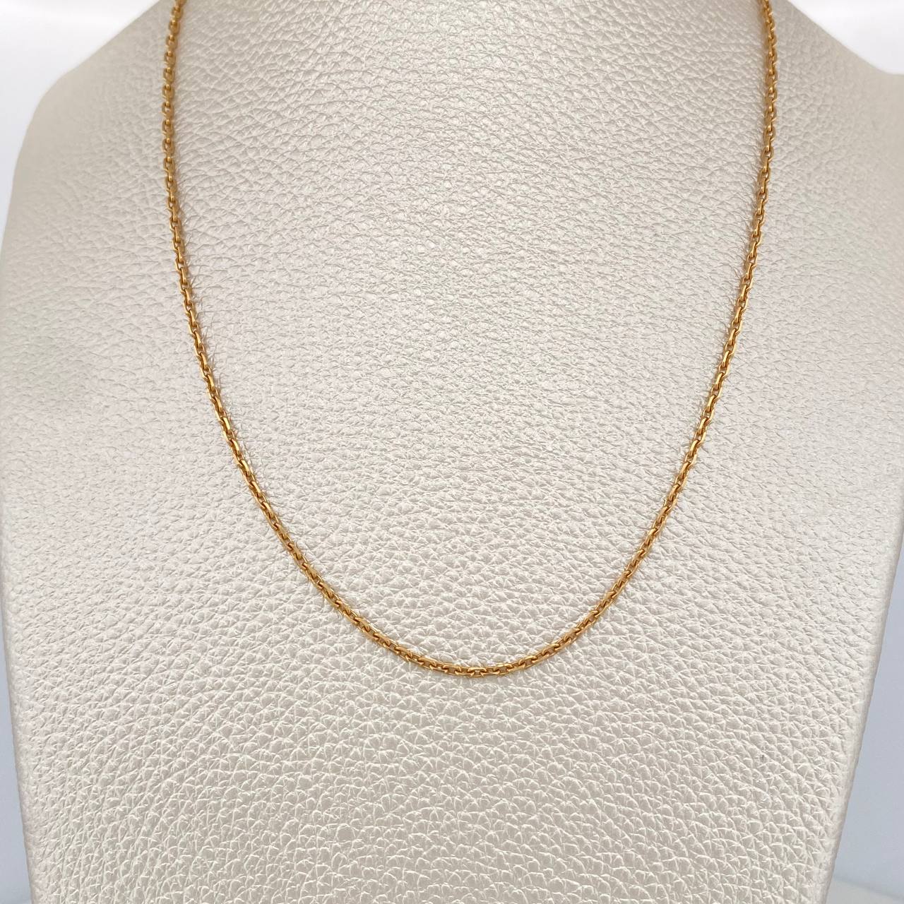 Cadena Aro Seguido 4.15gr / 16 1/4 in / 1.35mm Oro Amarillo +3 18K $