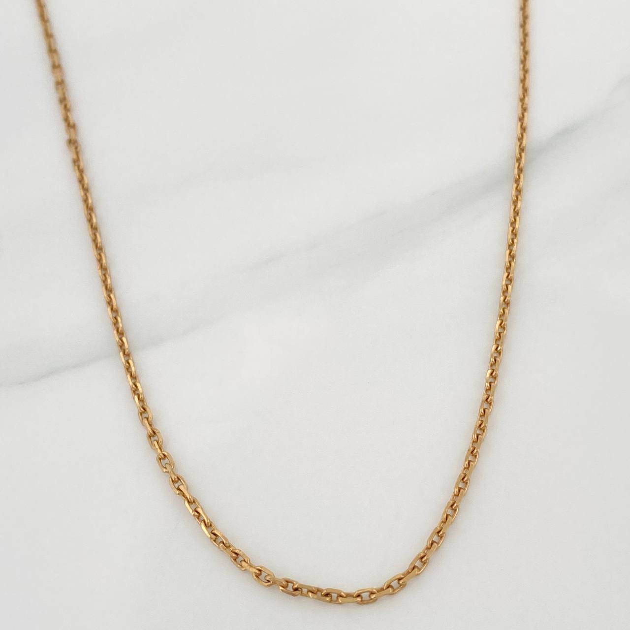 Cadena Aro Seguido 4.15gr / 16 1/4 in / 1.35mm Oro Amarillo +3 18K $