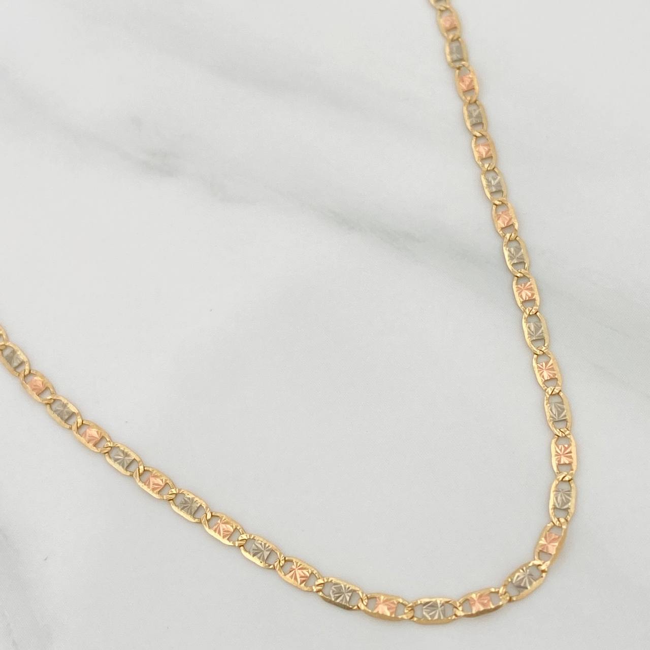 Flat Mariner Chain 2.65gr / 20 in / 0.6mm Three Golds +3 18K $