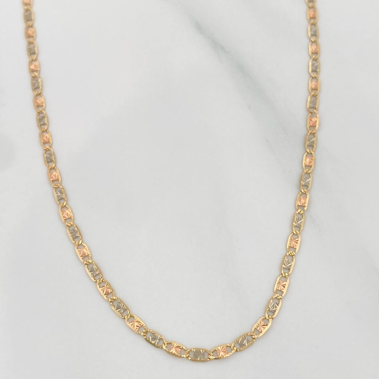 Flat Mariner Chain 2.65gr / 20 in / 0.6mm Three Golds +3 18K $
