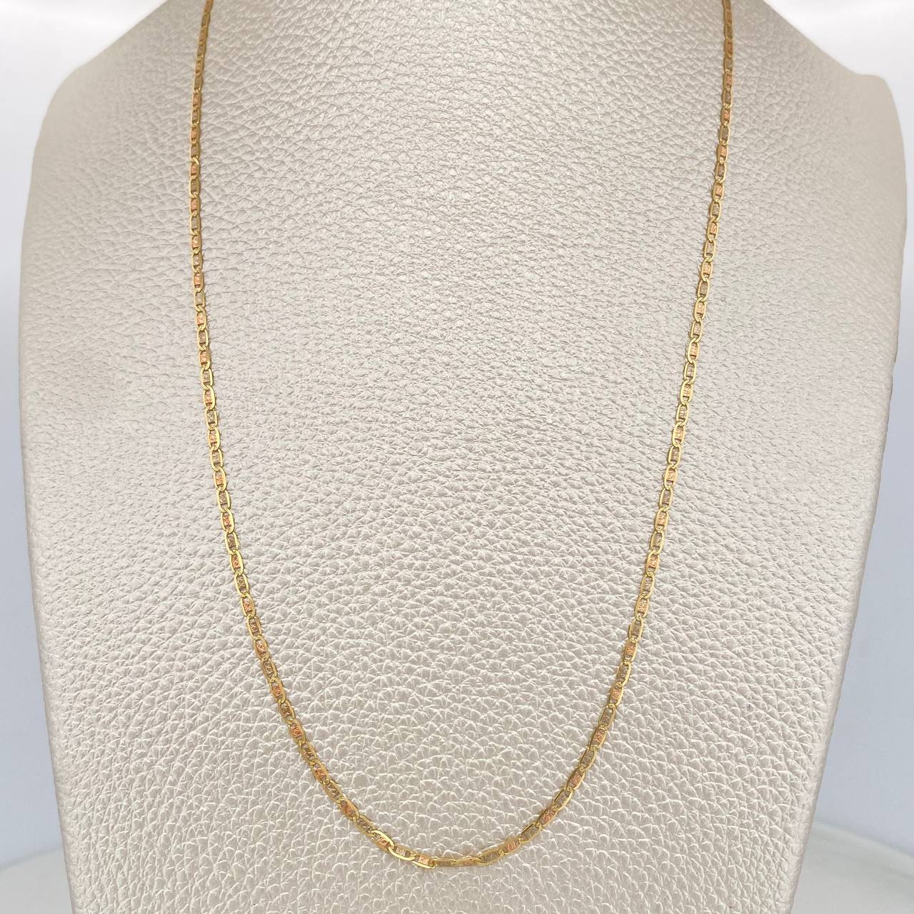 Cadena Escalera Plana 2gr / 17 3/4 in / 1.65mm Tres Oros +3 18K $