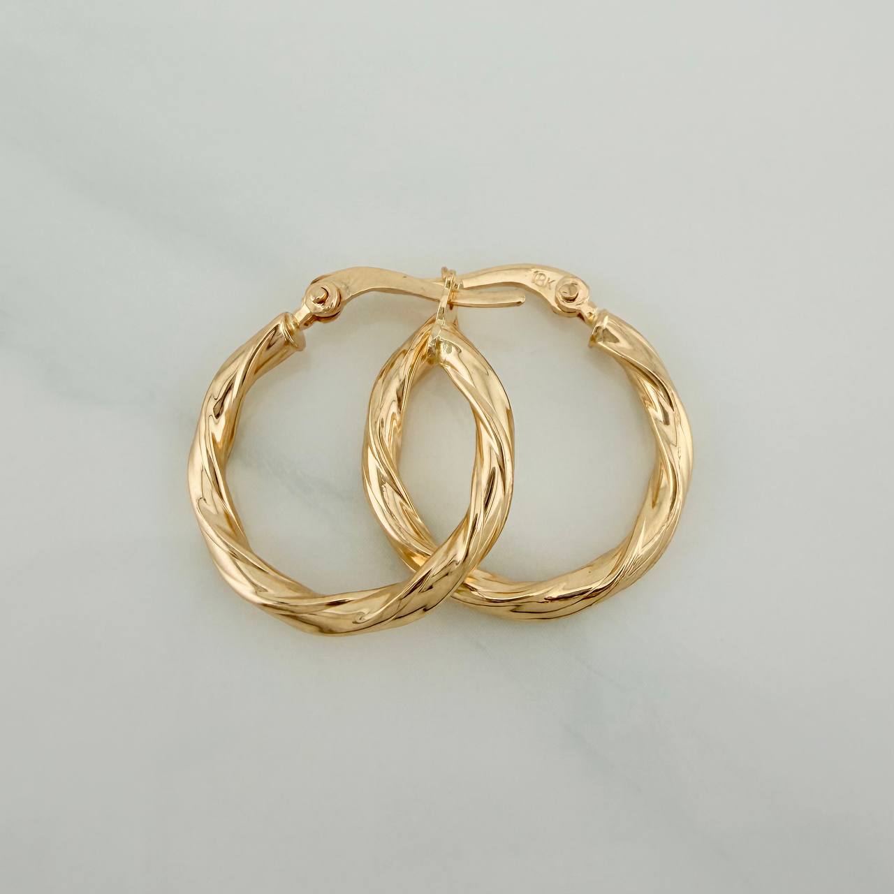 Candongas Mary 1.65gr / 3/4 in / Oro Amarillo 18K %