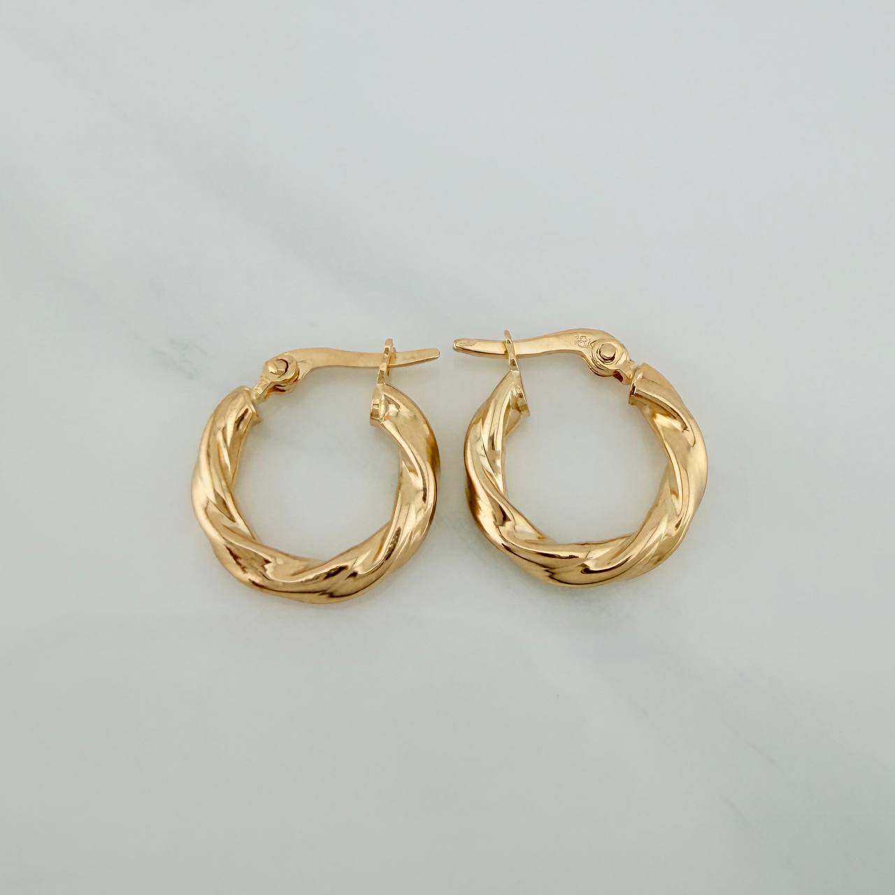 Candongas Mary 1.35gr / 1/2 in / Oro Amarillo 18K %