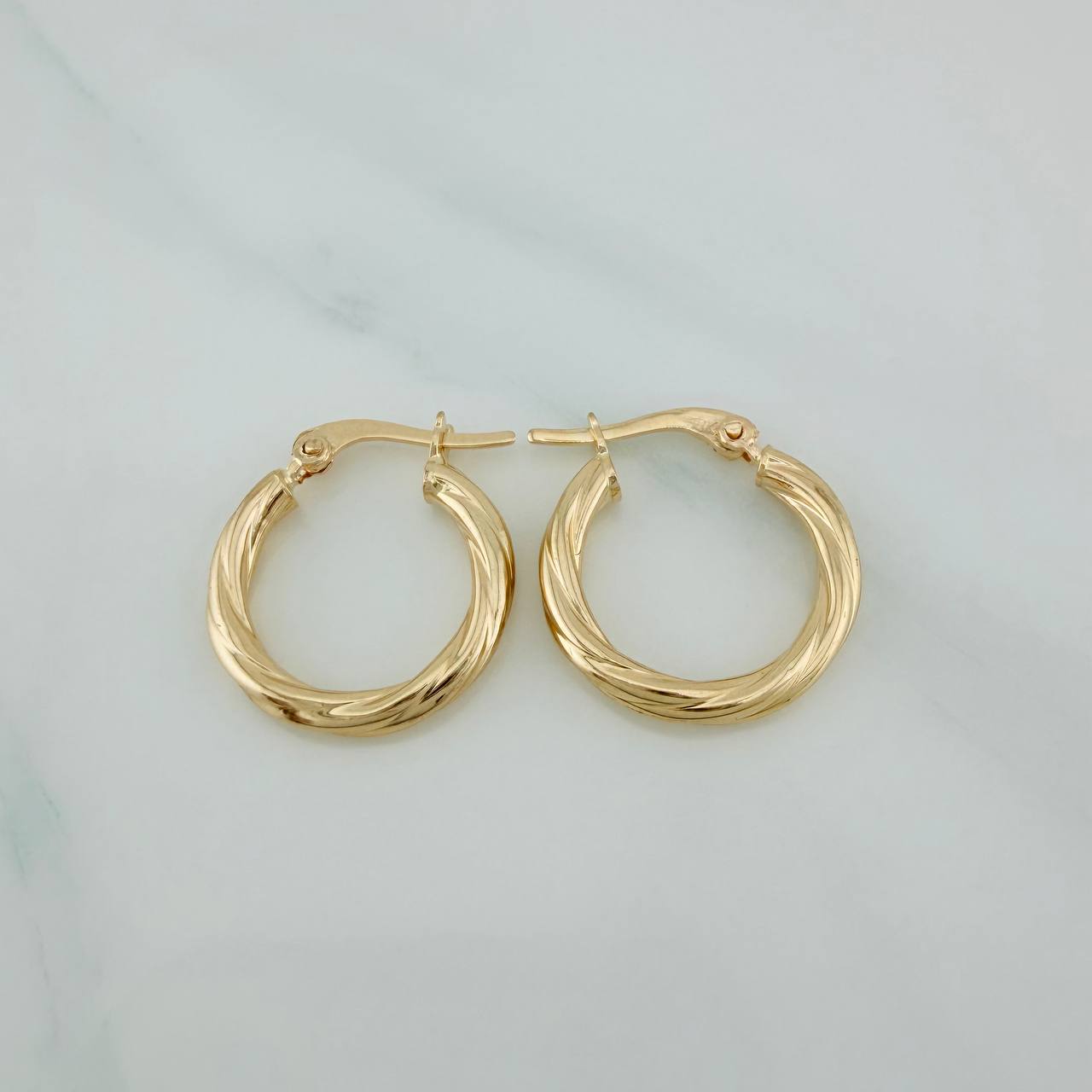 Candongas Mary 1.4gr / 3/4 in / Oro Amarillo 18K %