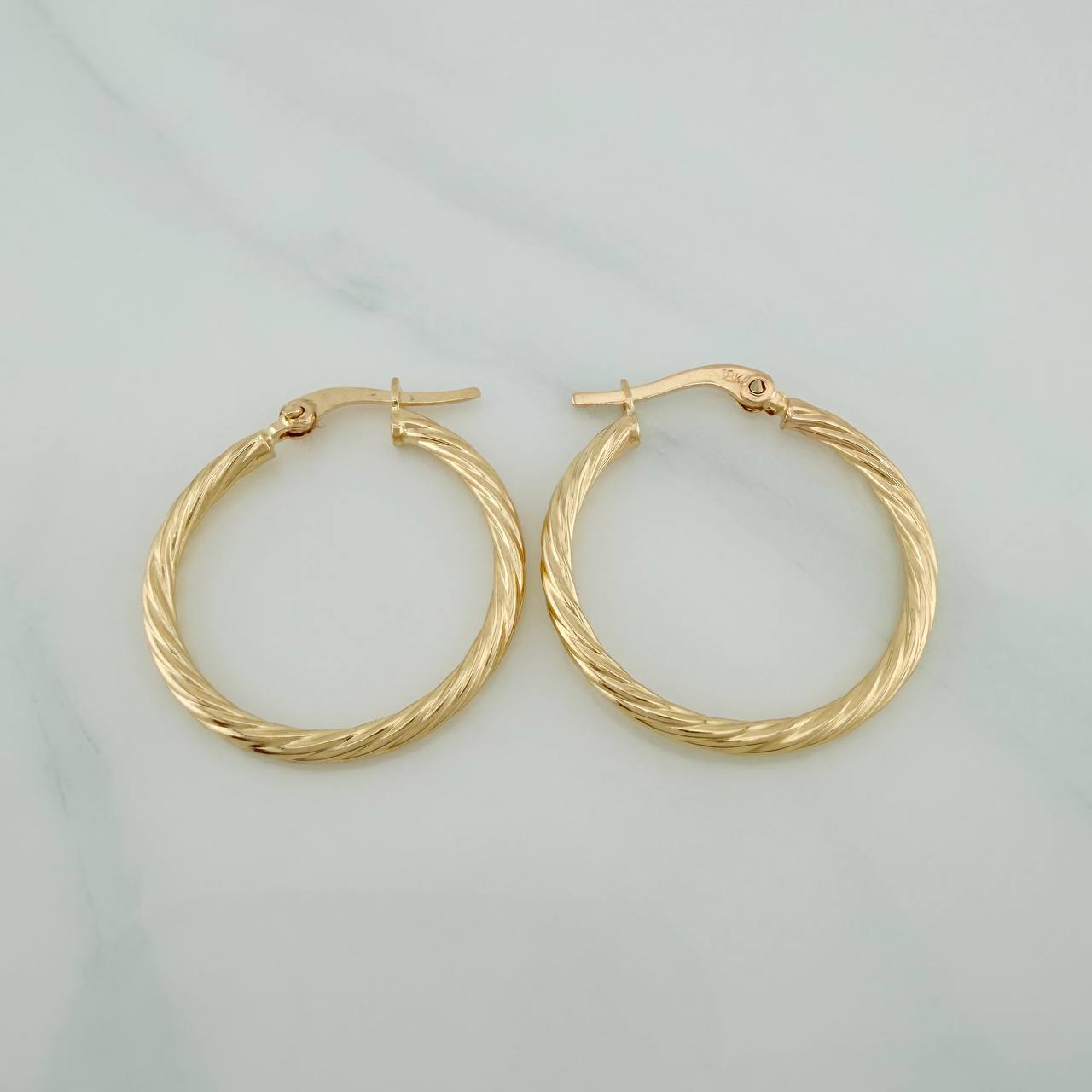 Candongas Espiral 1.55gr / 1 in / Oro Amarillo 18K %