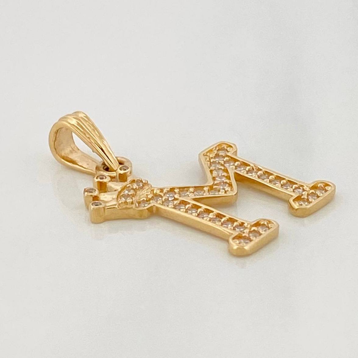 Dije Corona Letra M 1.5 g / 1 in Oro Amarillo 18K