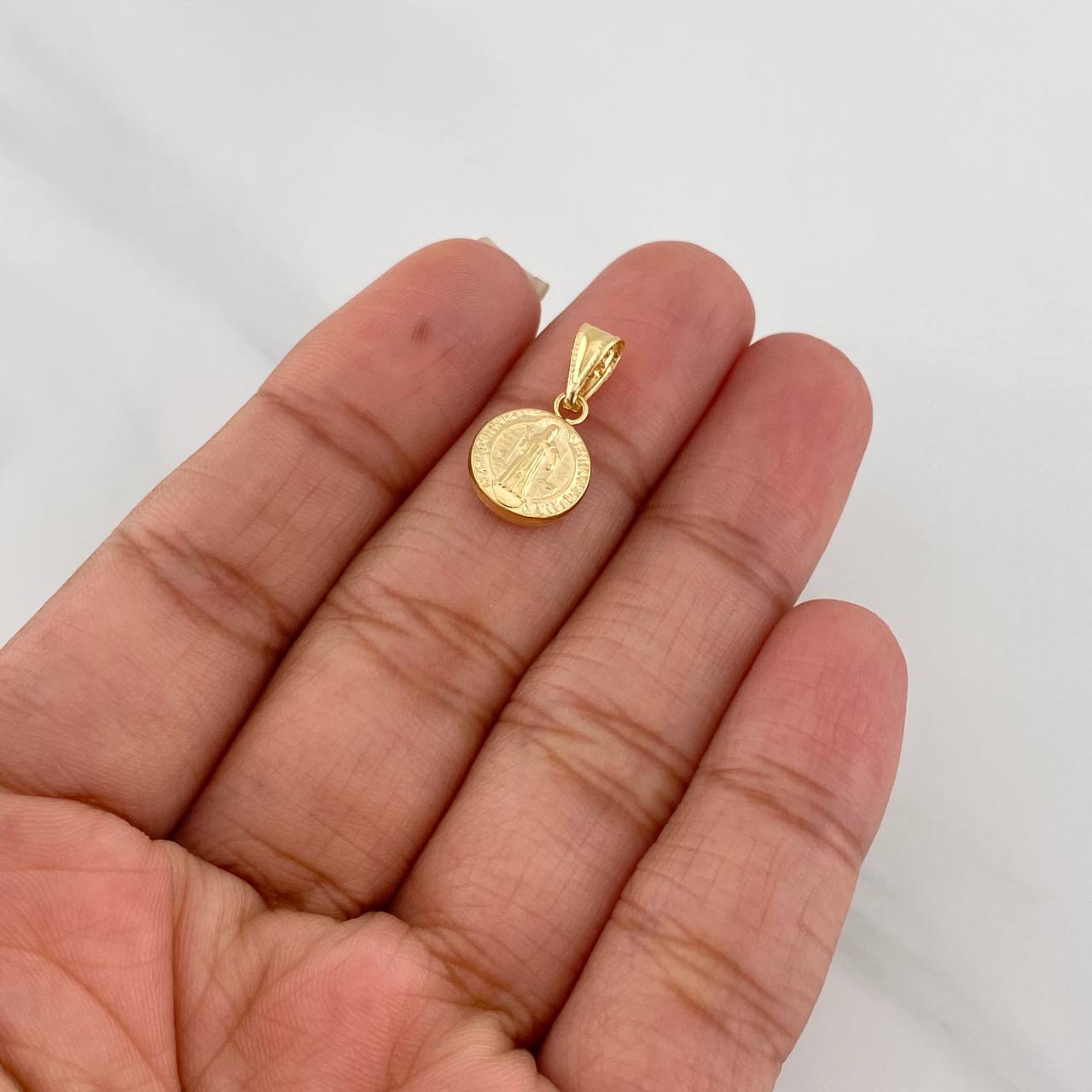 Dije San Benito 0.65g / 3/4 in Oro Amarillo 18K