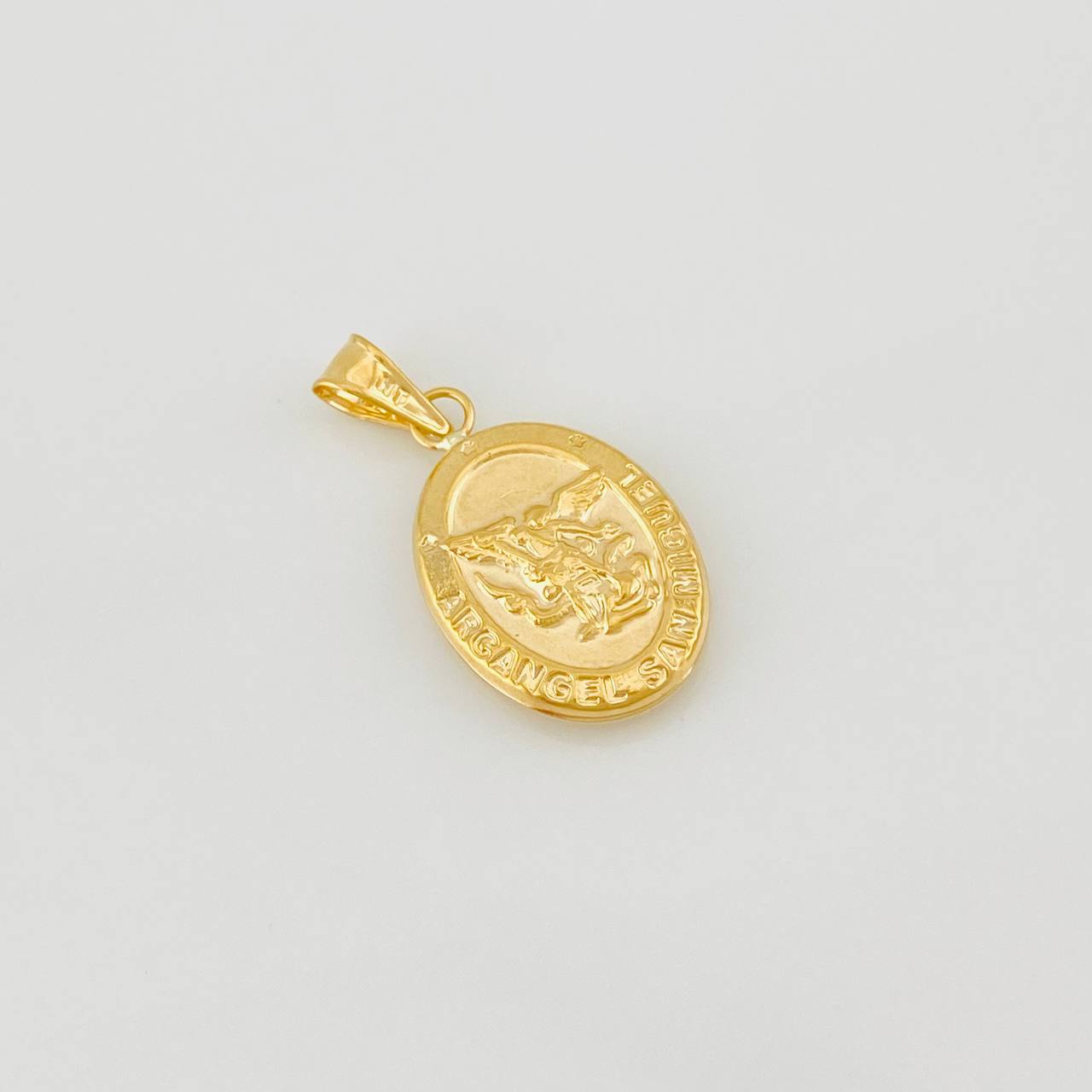 Pendant Saint Michael the Archangel 1.2g / 1 in Yellow Gold 18K