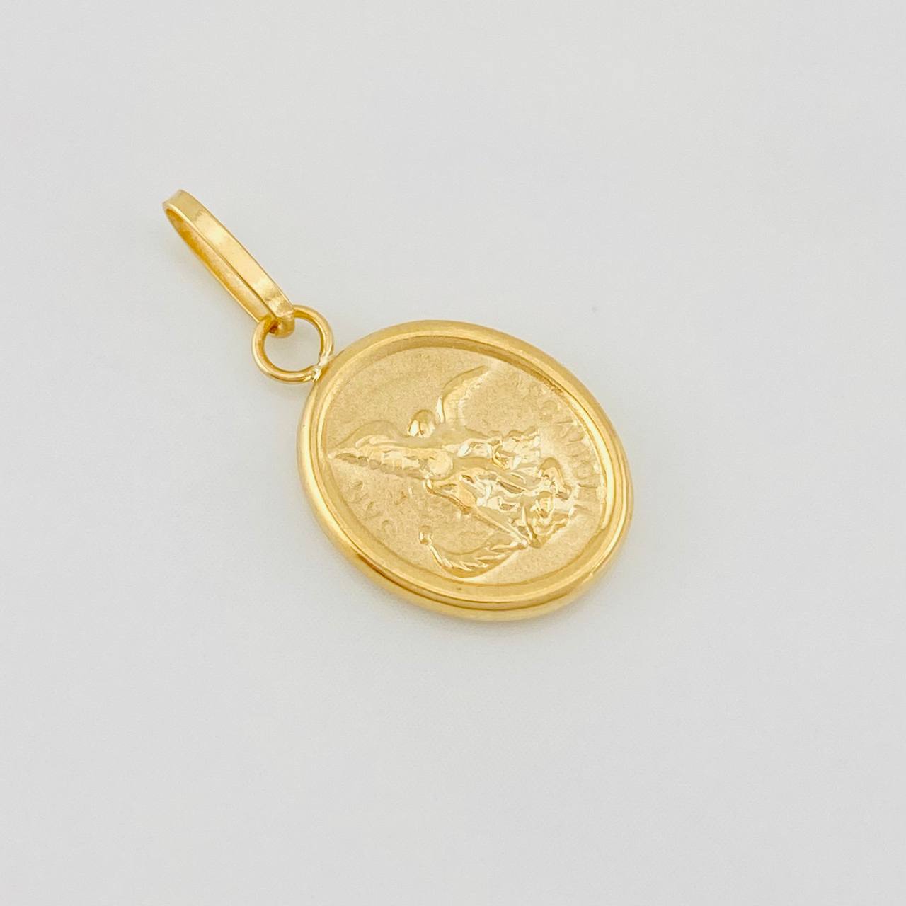 Pendant Saint Michael the Archangel 0.7g / 3/4 in Yellow Gold 18K